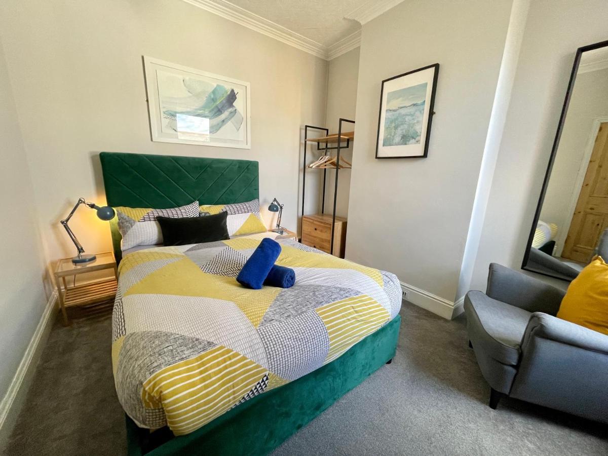 Appartamento Edwardian Centre House For Big Groups, Offroad Parking & Hot Tub! *