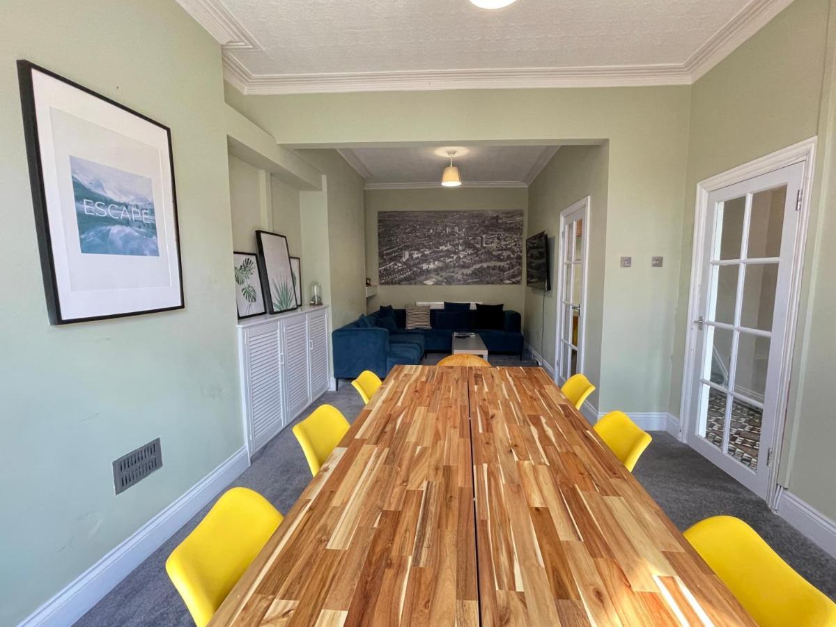Appartamento Edwardian Centre House For Big Groups, Offroad Parking & Hot Tub!