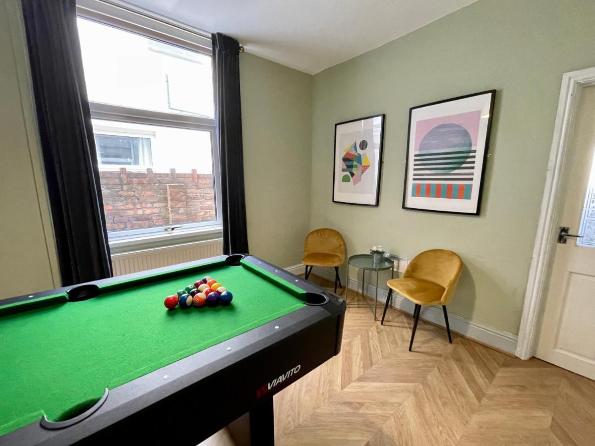 Appartamento Edwardian Centre House For Big Groups, Offroad Parking & Hot Tub! Cardiff